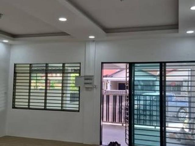 House for sale in Sibu Laut