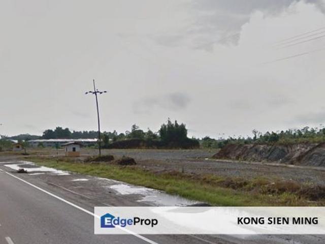 Shop for rent in Sibu Laut