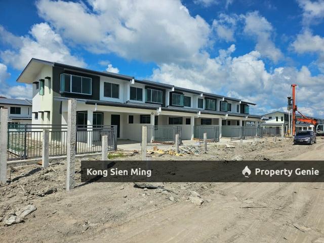 Terraced House for sale