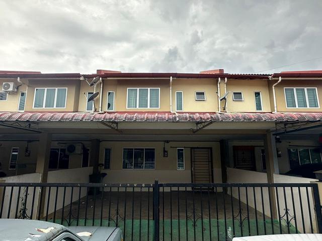 Terraced House for sale in Kuching