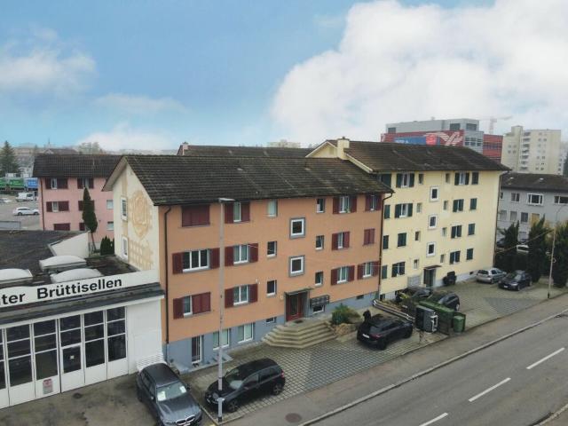 Mehrfamilienhaus kaufen in Wangen (ZH), Zürich