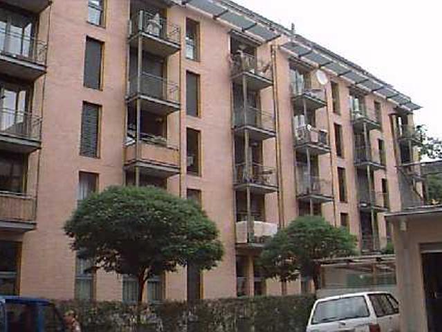 Garage mieten in Einigen, Zürich