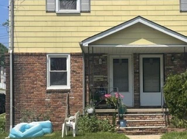 House for sale in Dover, New Jersey
