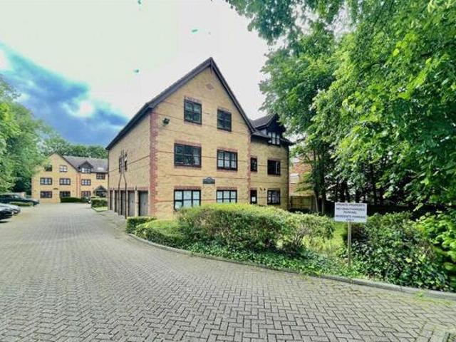 House for sale in Lyons, Greater London