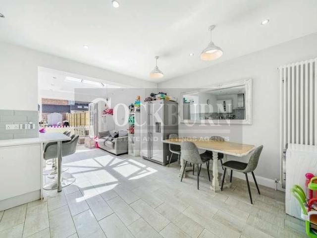House for rent in Edgebury, Greater London