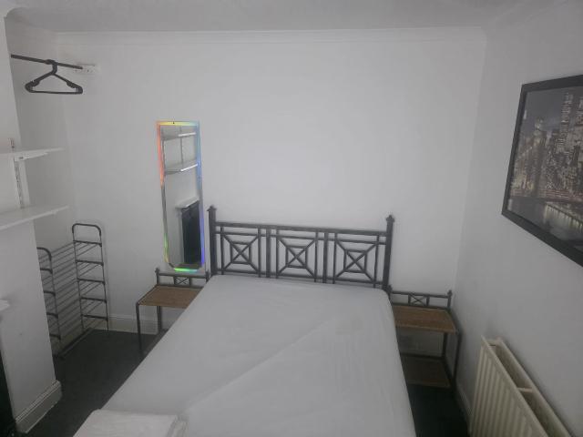 Room for rent in West Midlands