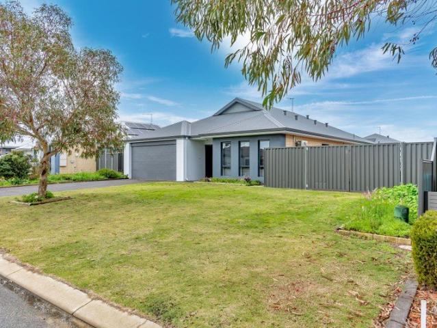 House for sale in Ravenswood, Western Australia