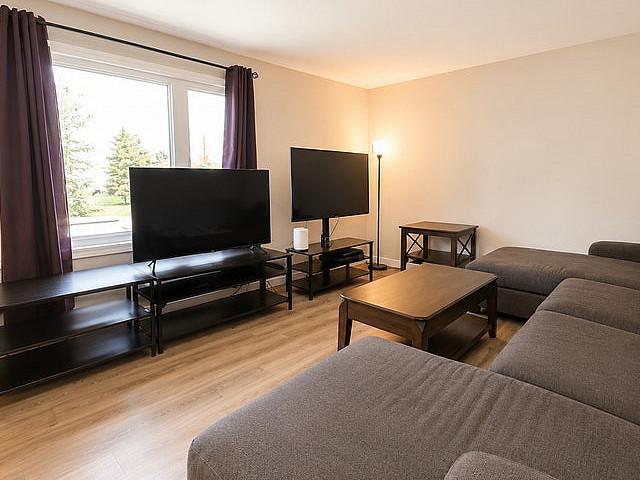 House for rent in East St. Paul, Manitoba