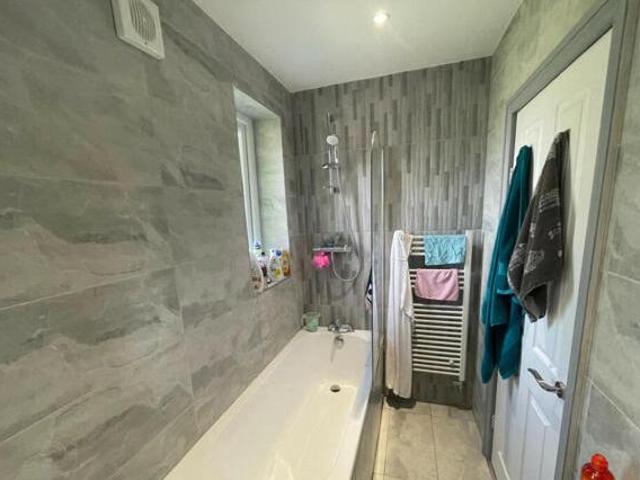 House for sale in Dewsbury, West Yorkshire