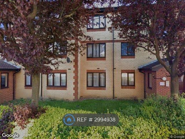Apartment for rent in Fleet Estate, Monks Orchard
