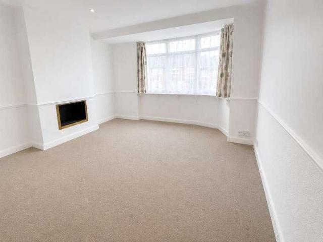 Apartment for rent in St Mary Cray, Greater London