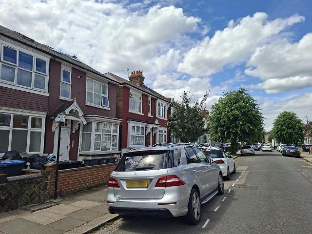 Apartment for rent in Palmers Green, Greater London