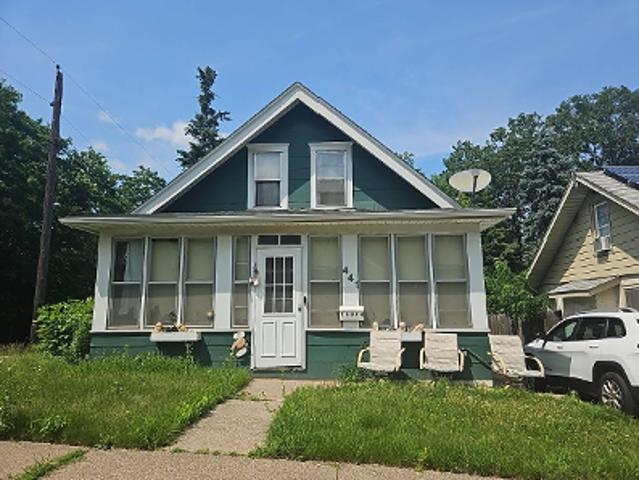 House for sale in West Side, Ramsey
