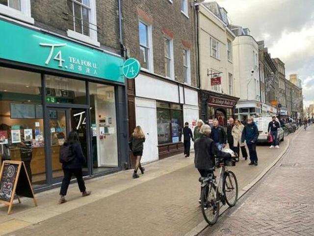 House for sale in Petersfield, Cambridge