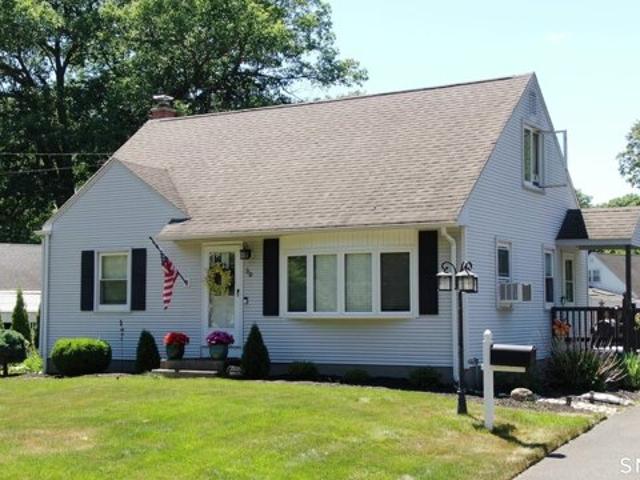 House for sale in Enfield, Connecticut