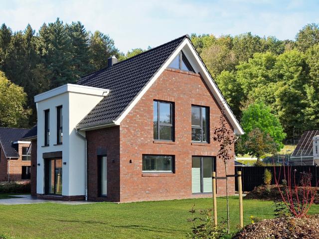 Villa kaufen in Jaderberg, Niedersachsen