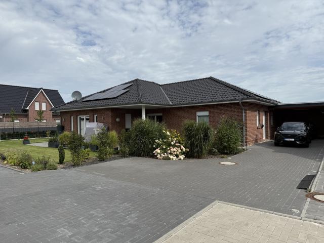 Villa kaufen in Wiefelstede, Niedersachsen