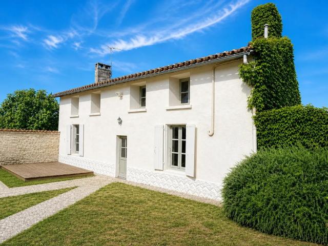 Maison vente à Siecq, Charente-Maritime