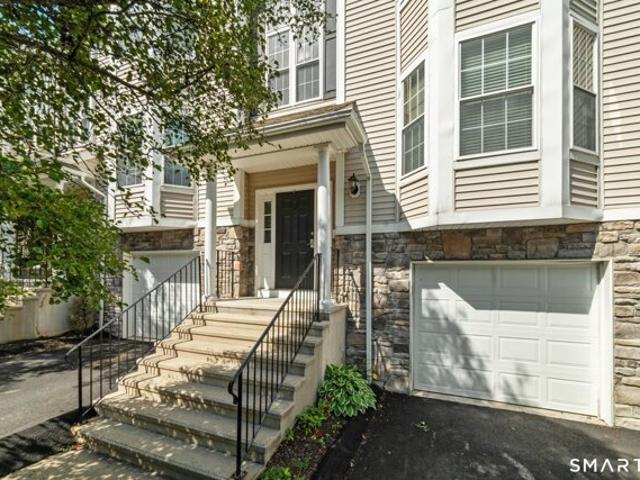 House for sale in Danbury, Connecticut