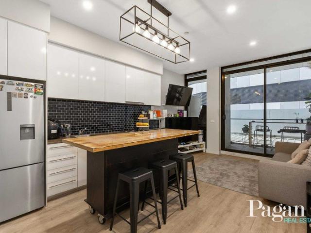 Apartment for sale in Travancore, Melbourne