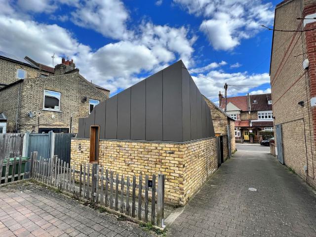 Apartment for rent in London Borough of Lewisham, Greater London