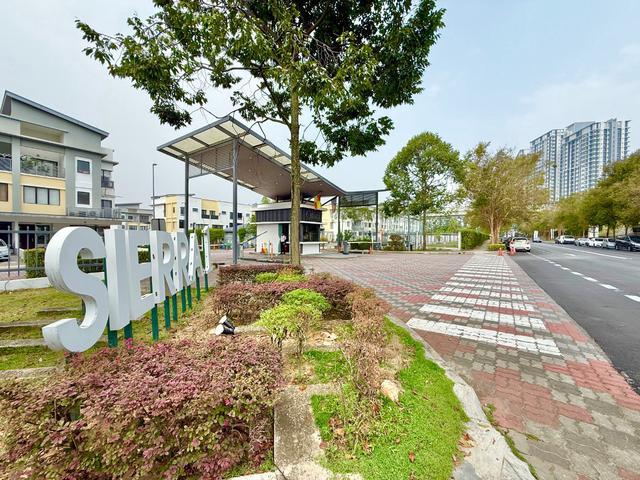 Townhouse for sale in Puchong, Majlis Bandaraya Subang Jaya