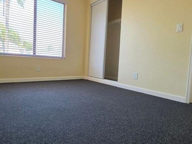 Apartment for rent in California