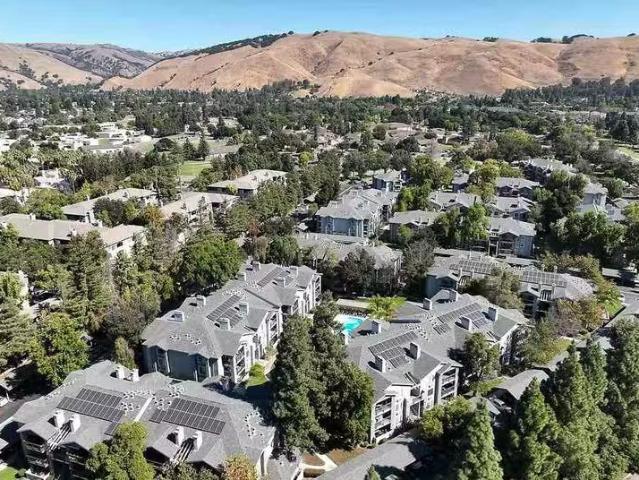 Condo for rent in Fremont