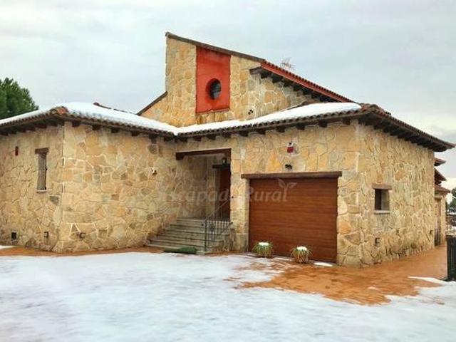 Casa en alquiler en El Berrueco, Madrid