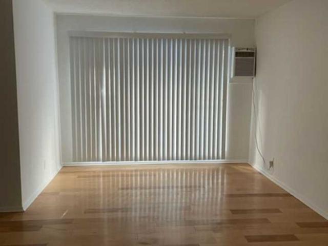 Apartment for rent in Canoga Park, California