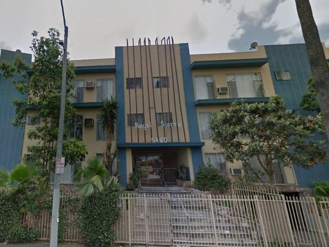 Apartment for rent in Canoga Park, California