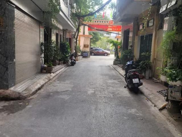 Nhà bán tại Hoàn Kiếm, Hà Nội