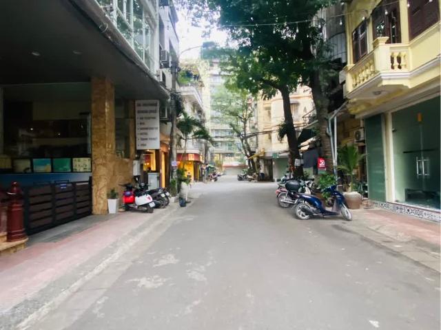 Nhà bán tại Hoàn Kiếm, Hà Nội
