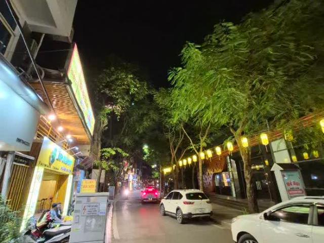 Nhà mặt phố bán tại Hoàn Kiếm, Hà Nội