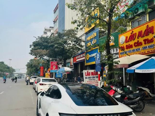 Nhà mặt phố bán tại Hoàn Kiếm, Hà Nội