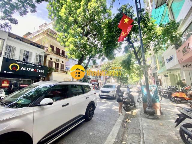 Nhà mặt phố bán