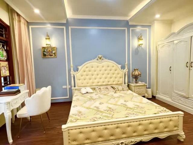 Nhà mặt phố bán tại Hoàn Kiếm, Hà Nội