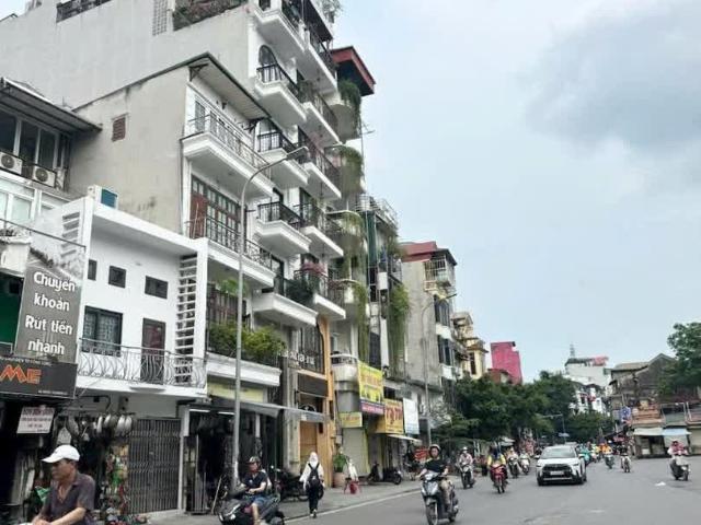 Nhà mặt phố bán tại Hoàn Kiếm, Hà Nội