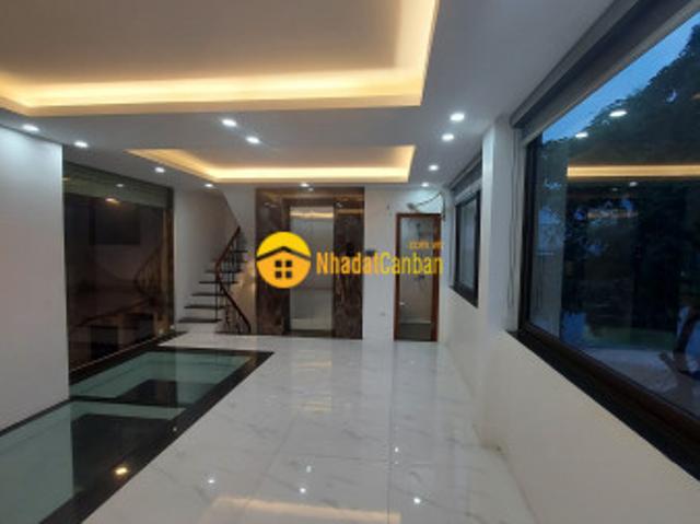 Nhà mặt phố bán