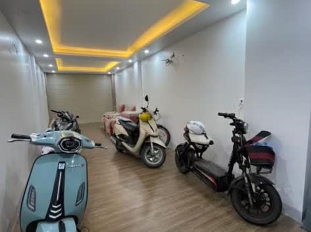 Nhà bán tại Hoàn Kiếm, Hà Nội