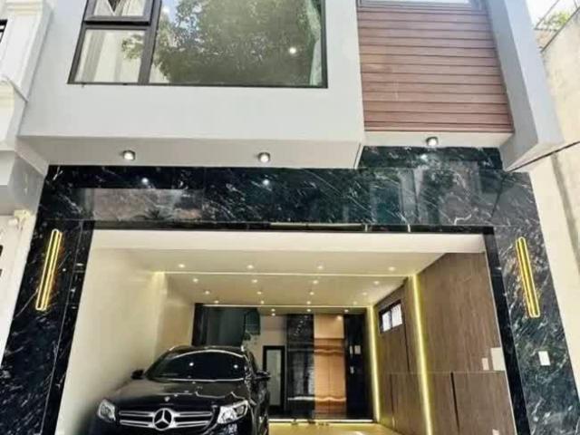 Nhà bán tại Hoàn Kiếm, Hà Nội