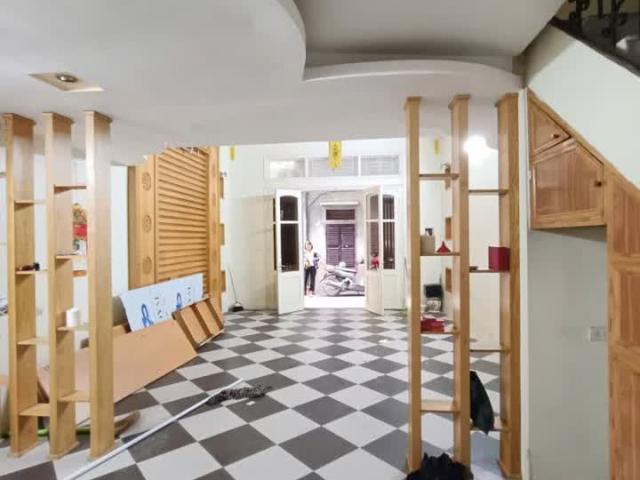 Nhà bán tại Hoàn Kiếm, Hà Nội