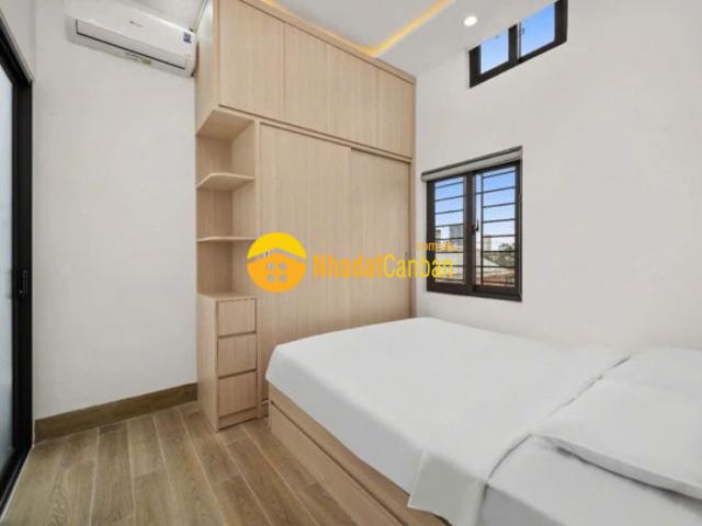 Nhà mặt phố bán
