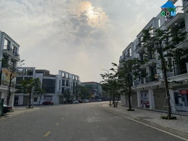 Nhà mặt phố bán
