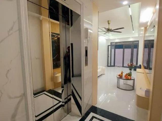 Nhà bán tại Hoàn Kiếm, Hà Nội