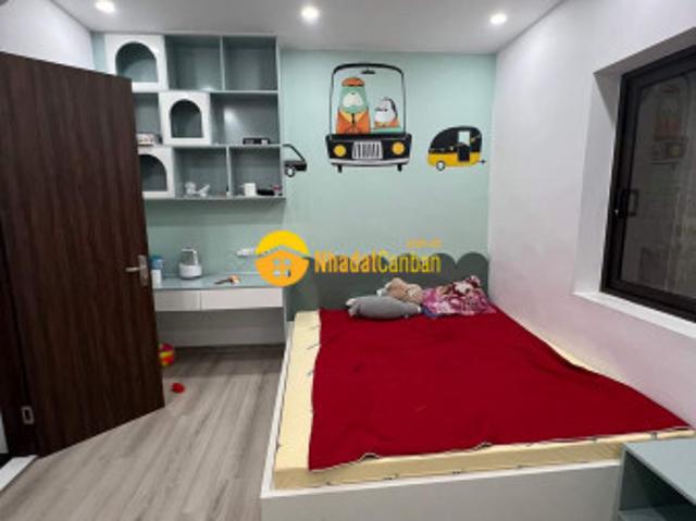Nhà mặt phố bán