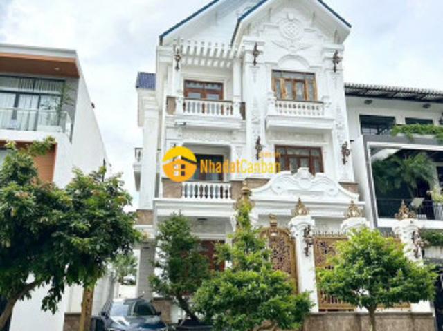 Nhà mặt phố bán