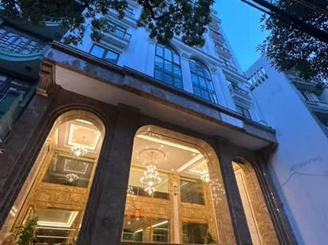 Nhà mặt phố bán tại Hoàn Kiếm, Hà Nội