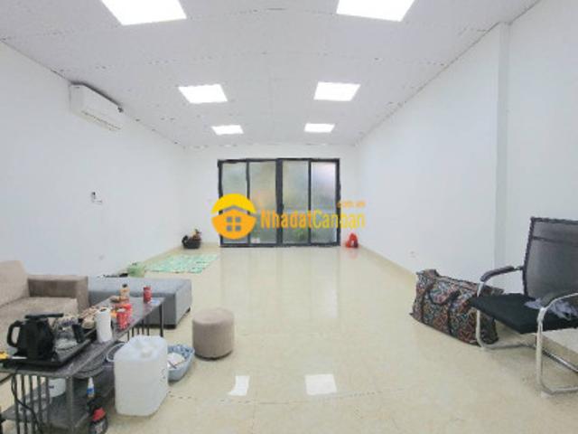 Nhà mặt phố bán