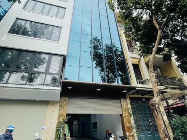 Nhà mặt phố bán tại Hoàn Kiếm, Hà Nội
